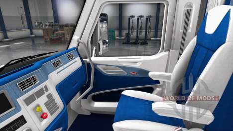 Бело-синий интерьер в Peterbilt 579 для American Truck Simulator