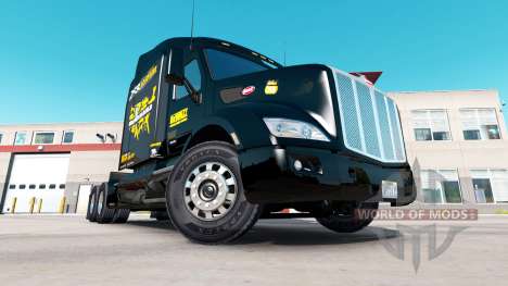 Скин DeWalt на тягач Peterbilt для American Truck Simulator